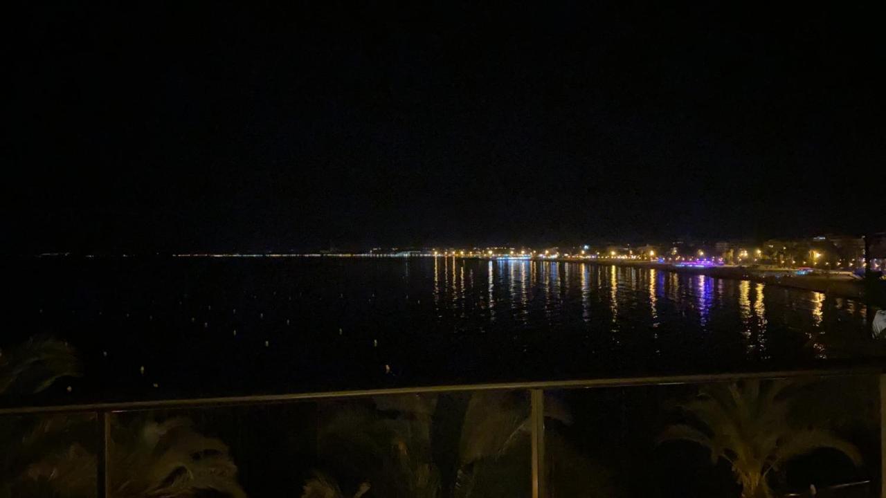 Apartamento Vista Mar Салоу Екстер'єр фото